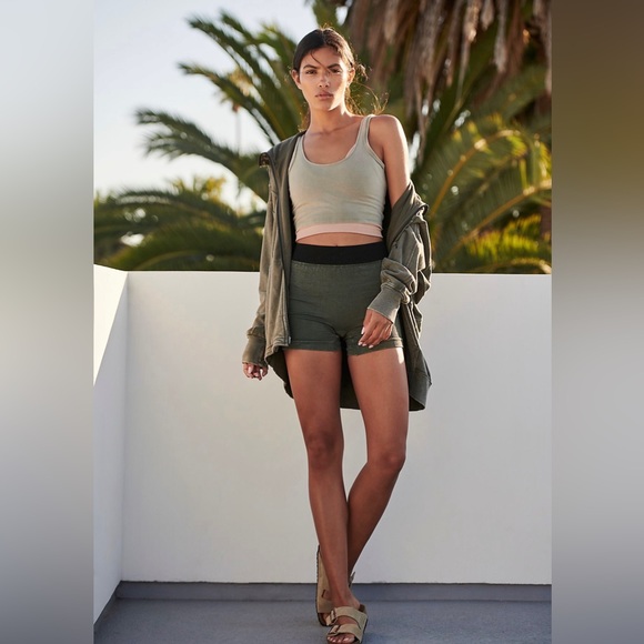 SOLDFree People Happiness Runs Crop & Prajna Shorts SET - Picture 2 of 16